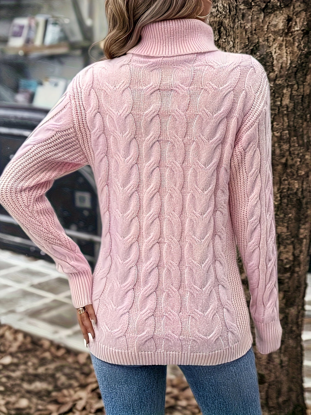 Women's Cable-Knit Turtleneck Sweater with Long Sleeves