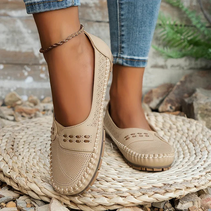 Montarello Women's Knit Slip-On Loafers Stitch Detail
