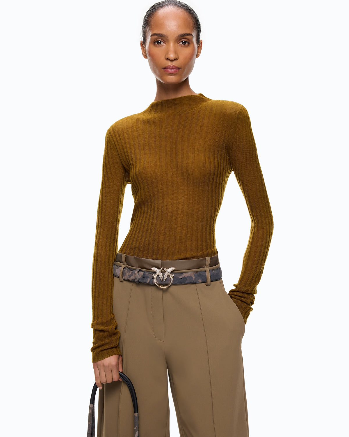 Women's Ribbed Crew Neck Sweater, Fitted, Long Sleeves