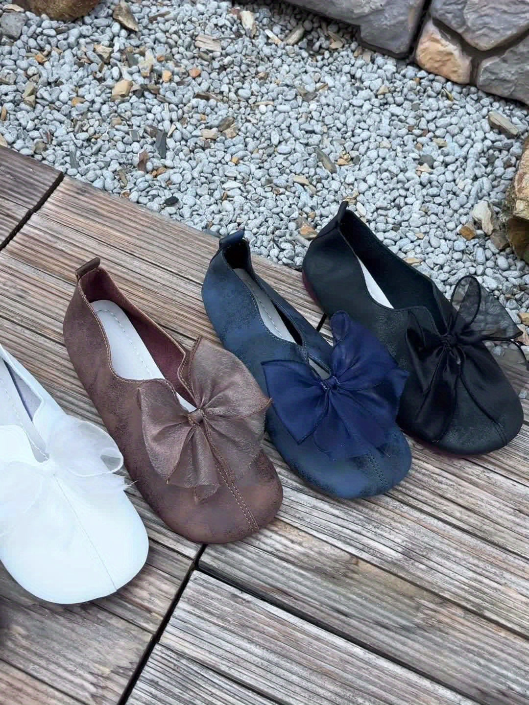 Women's Bow-Accent Slip-On Flats with Cushioned Sole