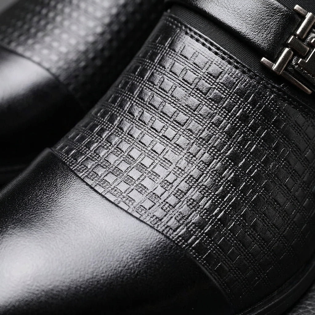 Hyrion Business Casual Shoes
