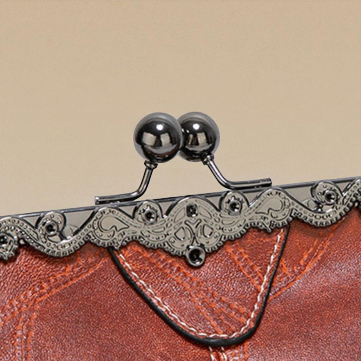 Women's Vintage Frame Handbag with Kiss-Lock Closure