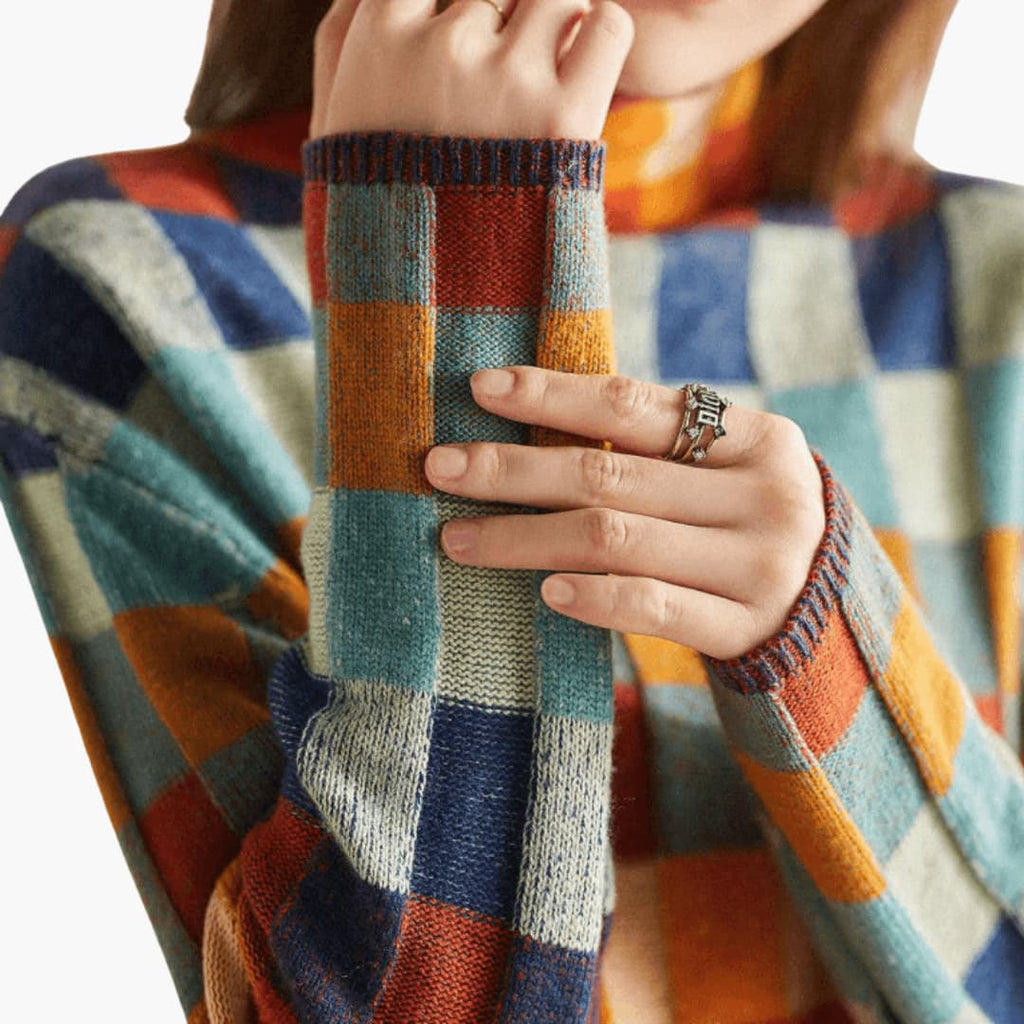 Women's Patchwork Turtleneck Sweater with Long Sleeves and Ribbed Cuffs