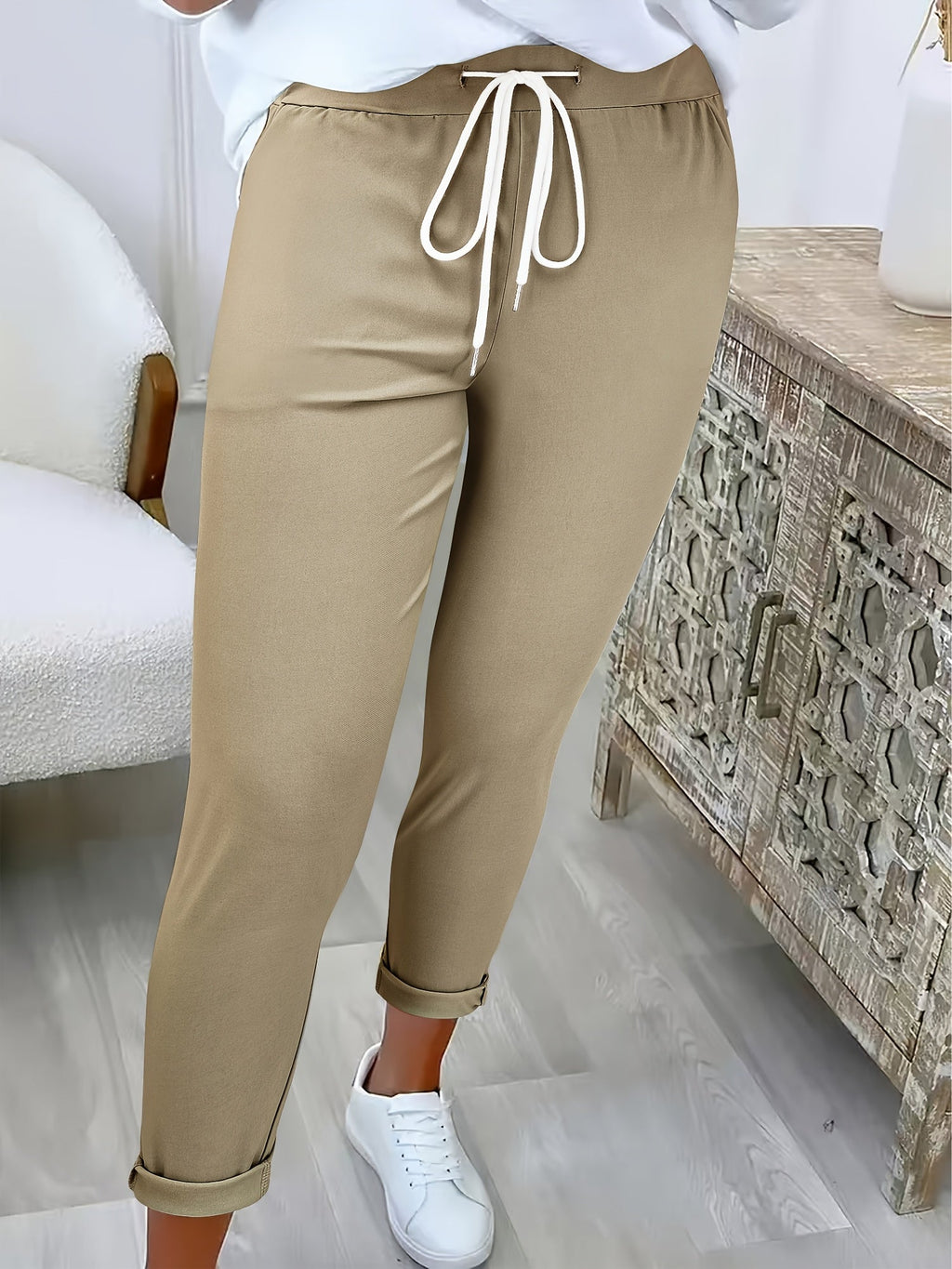 Women's Drawstring Relaxed Tapered Pants with Side Stripe