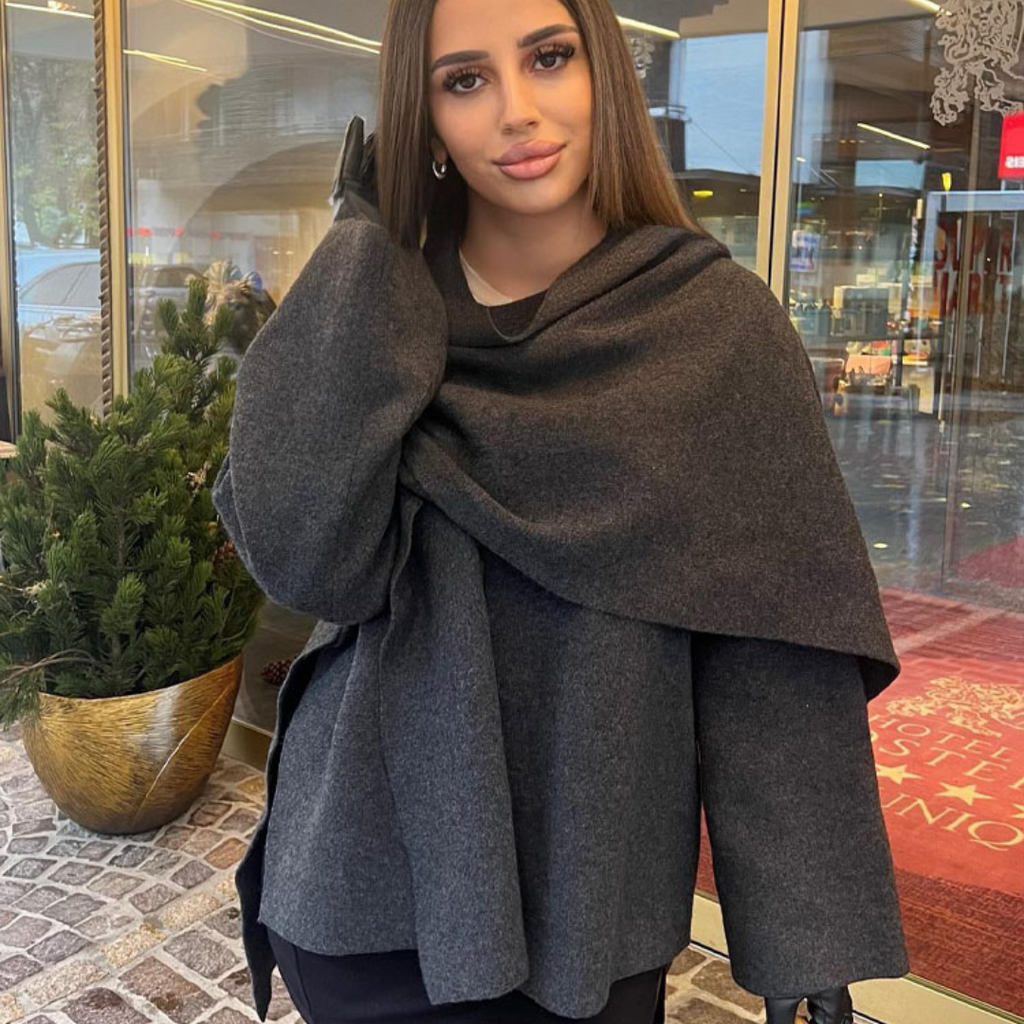 Women's Cape Coat with Wide Collar and Open Front
