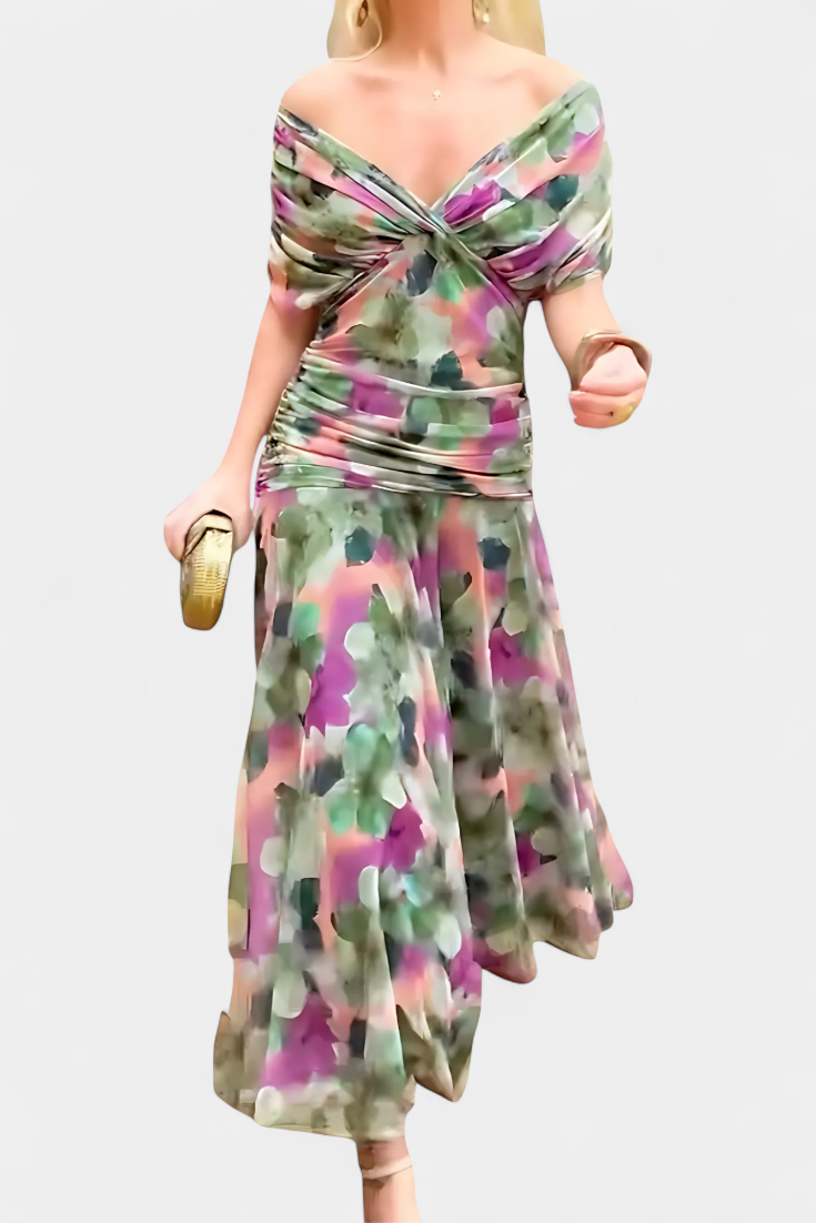 Women's Elegant Dress with V-Neckline and Pleated Waist