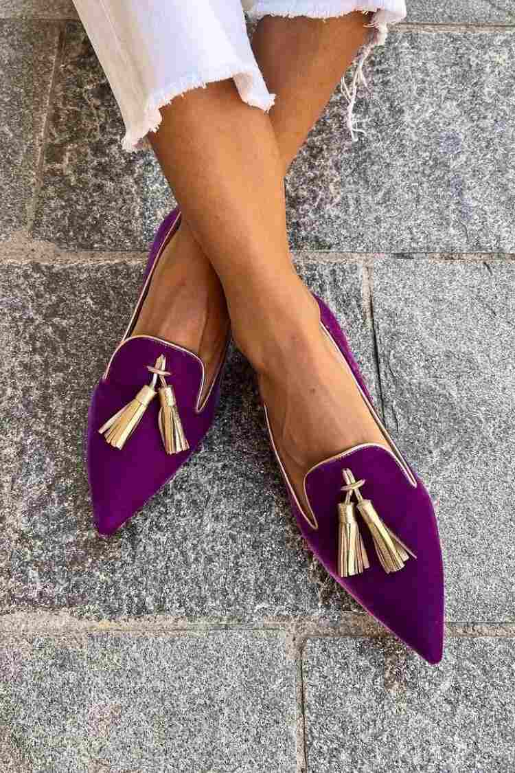 Women's Pointed Toe Loafers with Tassel Detail