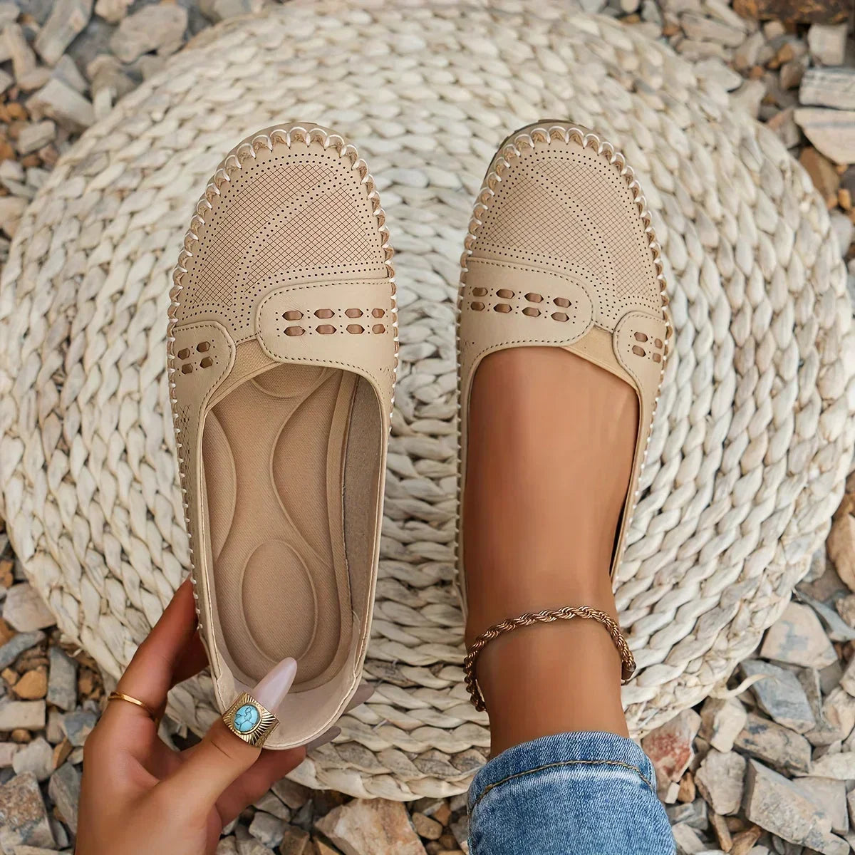 Montarello Women's Knit Slip-On Loafers Stitch Detail