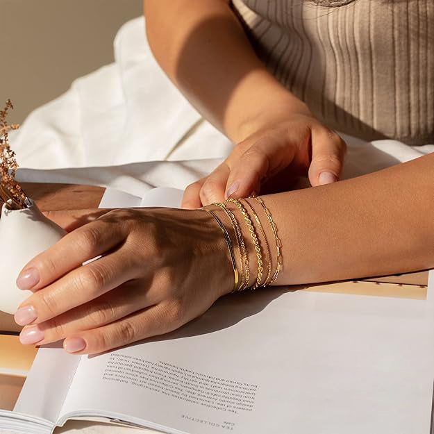 Eva's Boutique | Stackable Bracelet Set