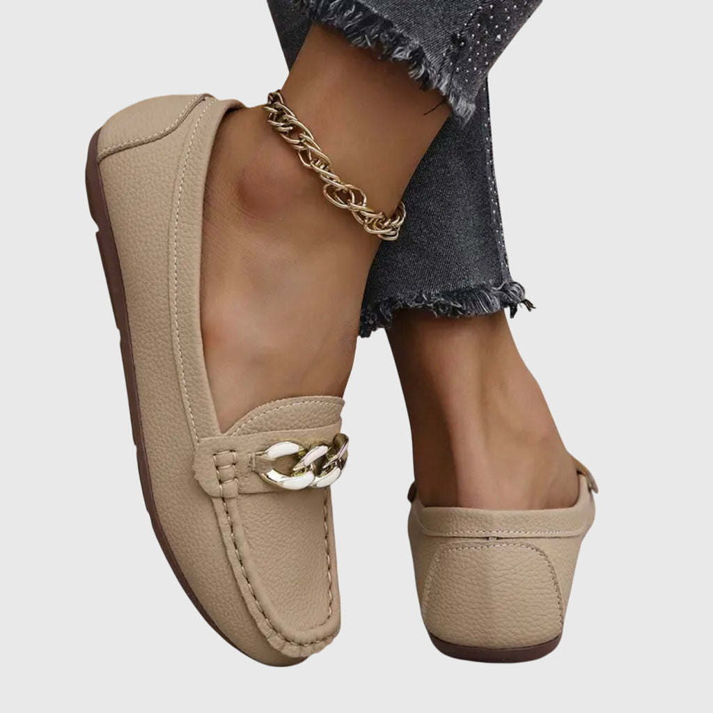Women's Loafers with Chunky Gold Chain and Pebbled Upper Texture