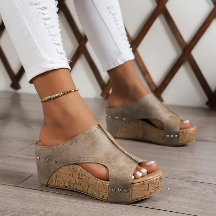 Women's Orthopedic Cushioned Sandals with Contoured Footbed and Adjustable Straps