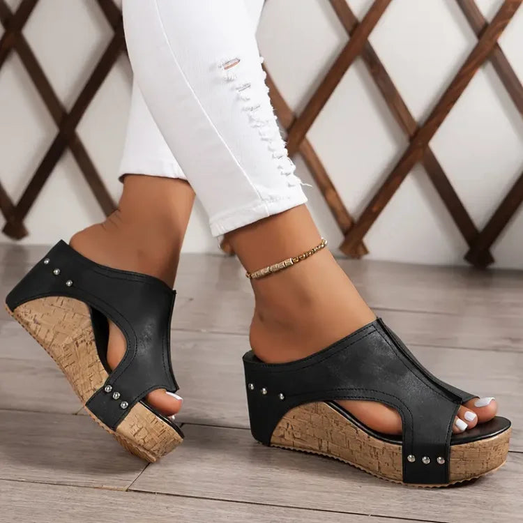 Women's Orthopedic Cushioned Sandals with Contoured Footbed and Adjustable Straps