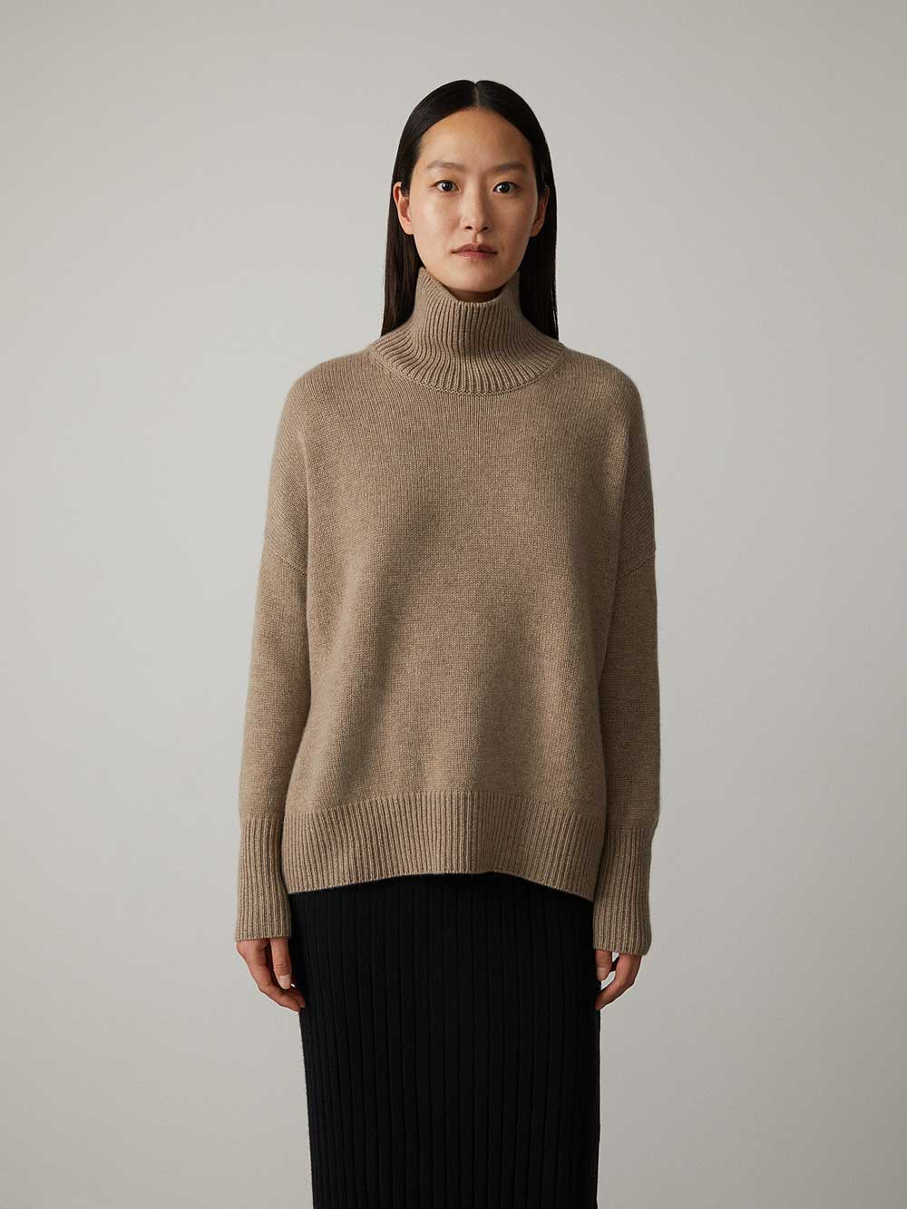 Women's Turtleneck Sweater Relaxed Fit Long Sleeve