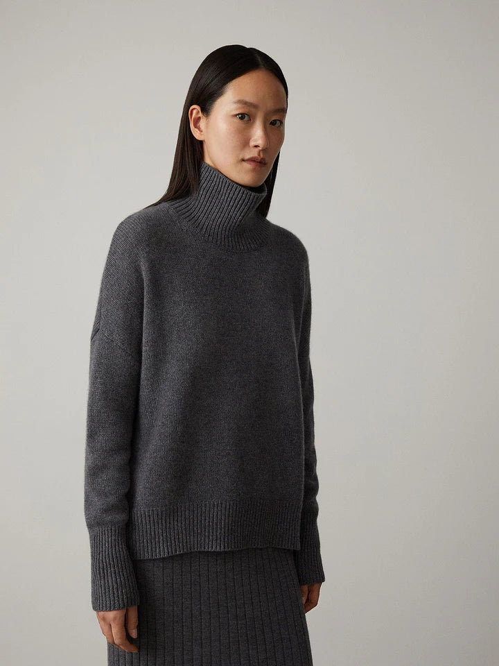Women's Turtleneck Sweater Relaxed Fit Long Sleeve