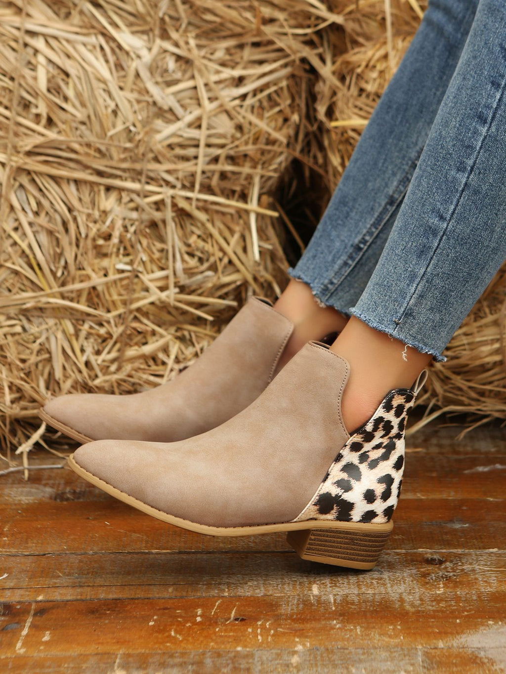 Women's Leather Low Heel Martin Boots with Side Zipper and Roomy Fit