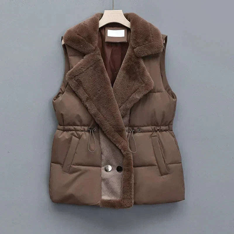Elegant Layering Vest – Faux-Fur Collar Puffer