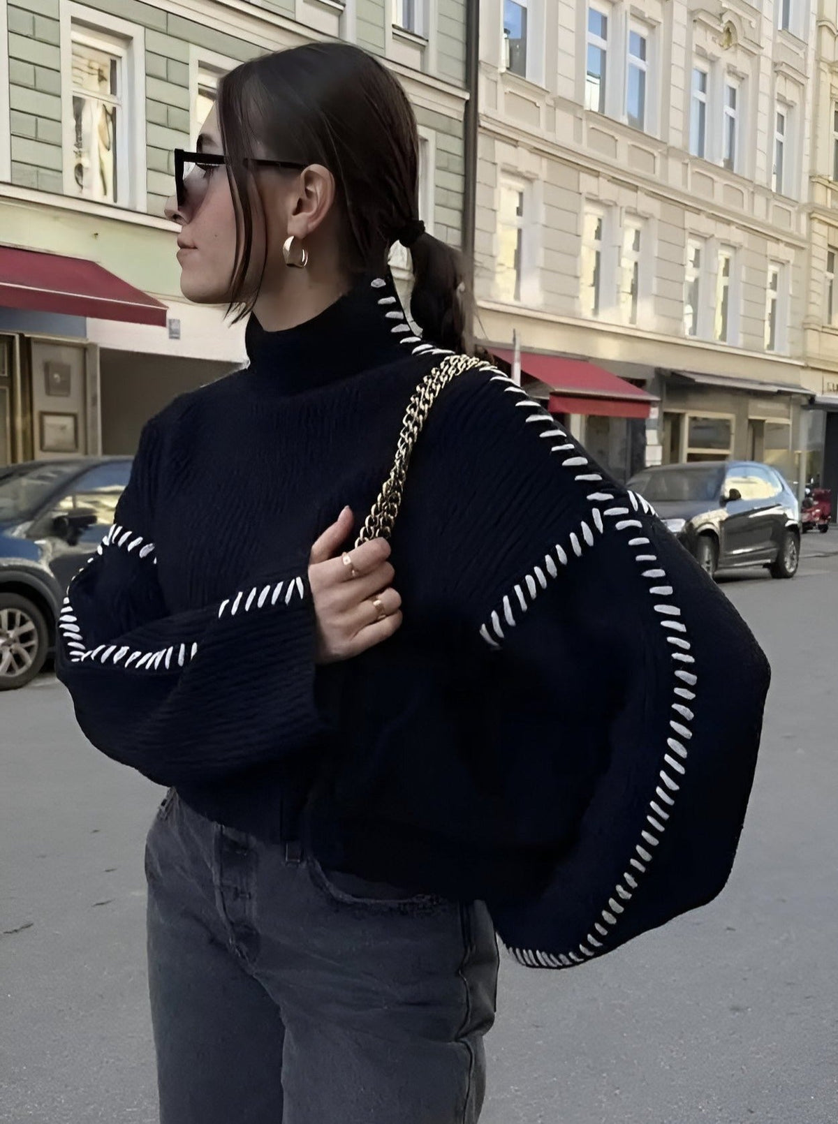 Women's Contrast Stitch Crew Neck Knit Sweater