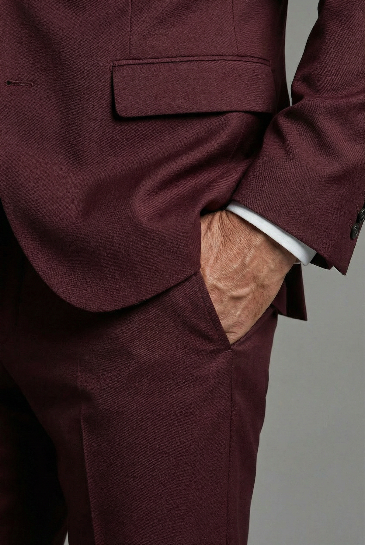 Men's Slim Fit Two Piece Suit, Notch Lapels, Long Sleeves