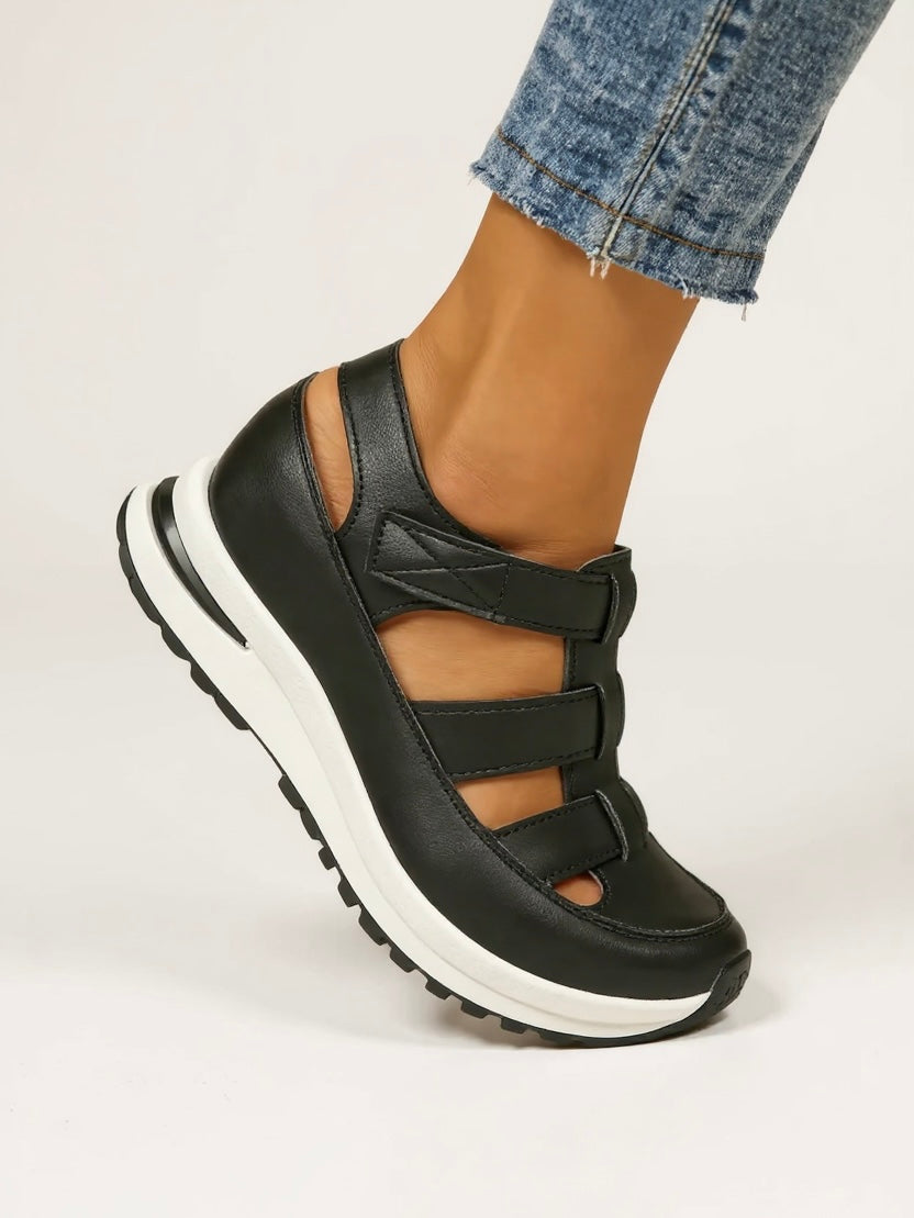 Women's Sport Sandals with Cushioned Platform and Adjustable Straps