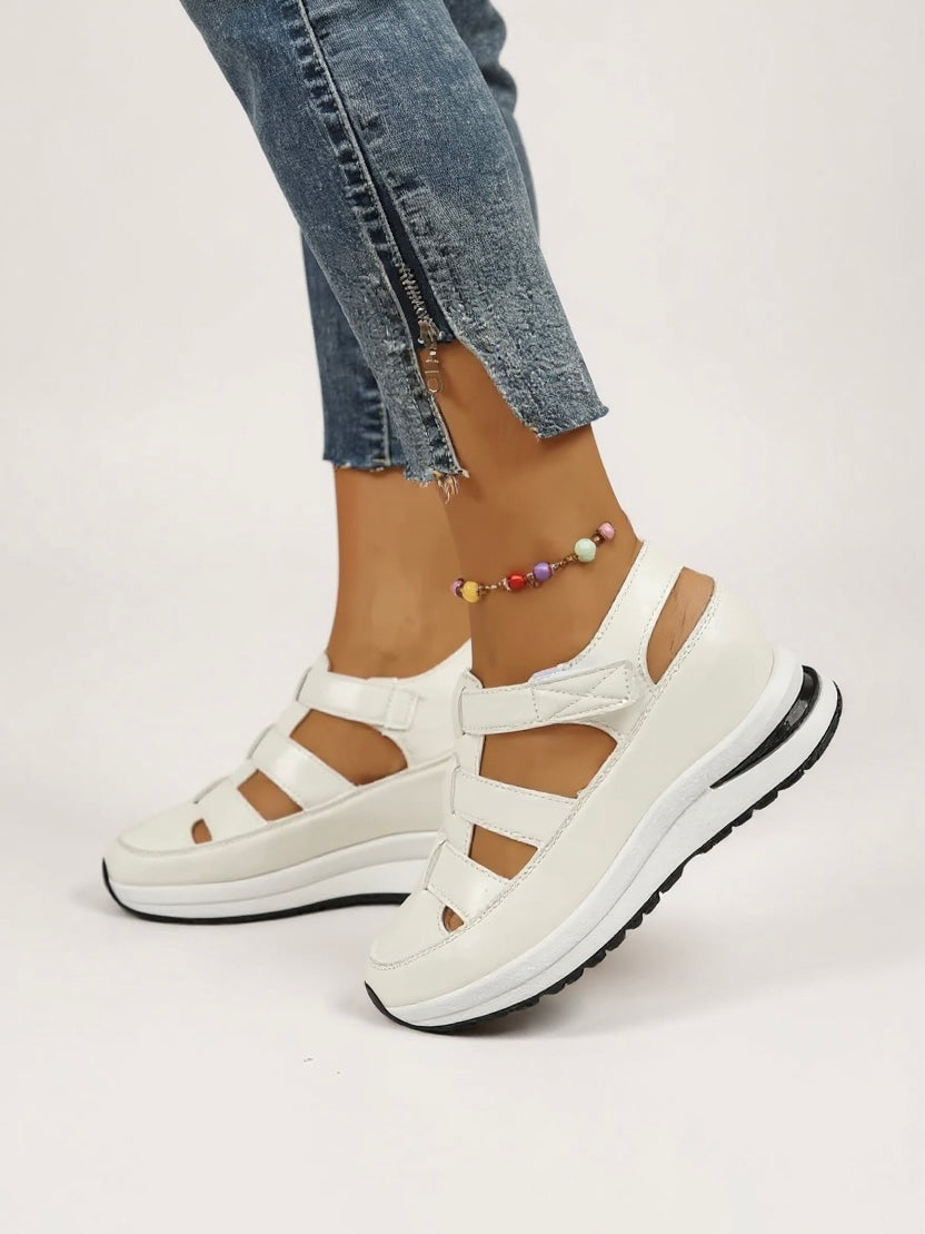 Women's Sport Sandals with Cushioned Platform and Adjustable Straps