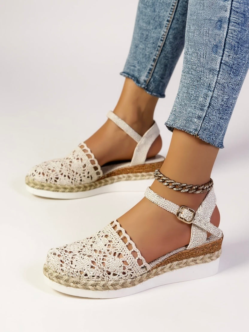Women's Platform Sandals with Crochet Detailing and Cushioned Sole