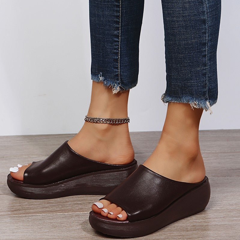 Women's Open-Toe Platform Slide Sandals with Cushioned Footbed