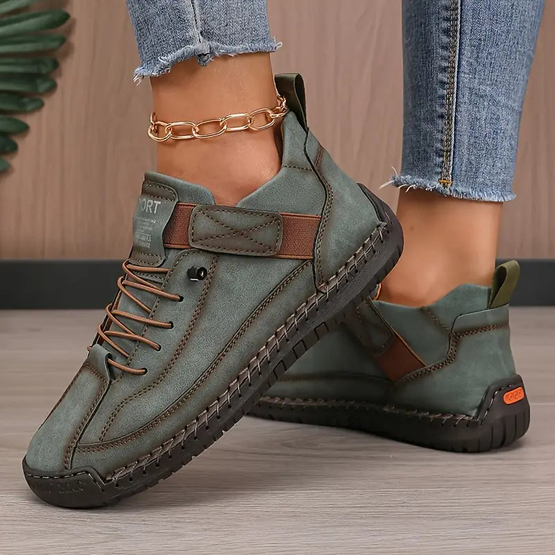 Women's Lightweight Leather Sneakers with Elastic Panels and Shock-Absorbing Sole