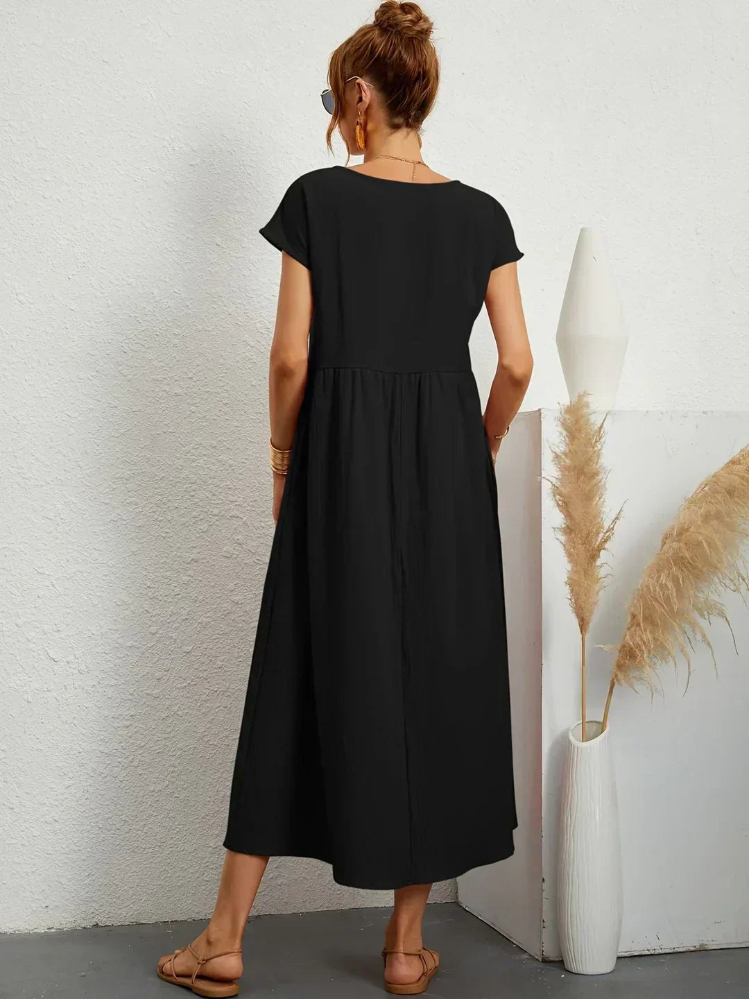 Montarello Women's Short-Sleeve Round Neck Pocket Midi Summer Dress