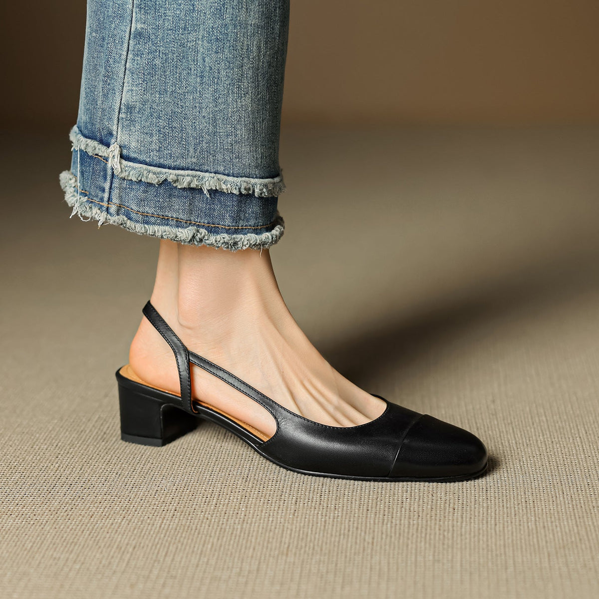 Lureth Genuine Leather Pumps