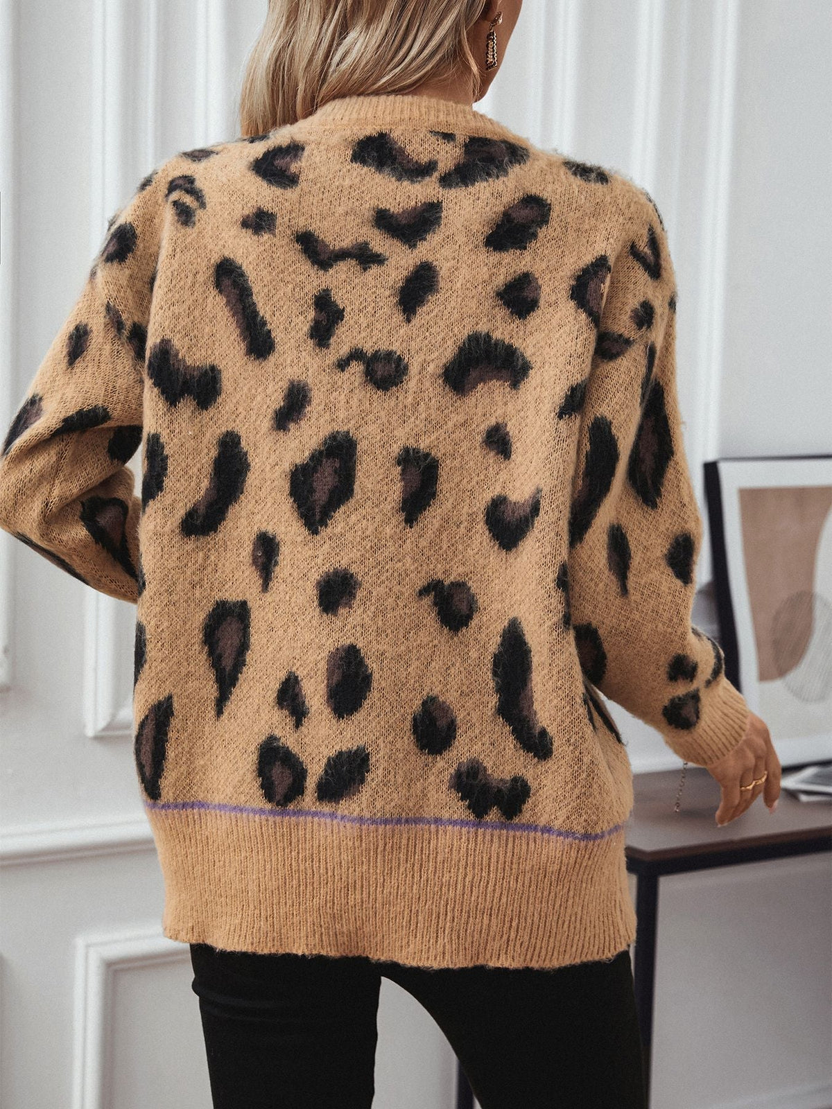 Women's Leopard Print Crew Neck Sweater Long Sleeve
