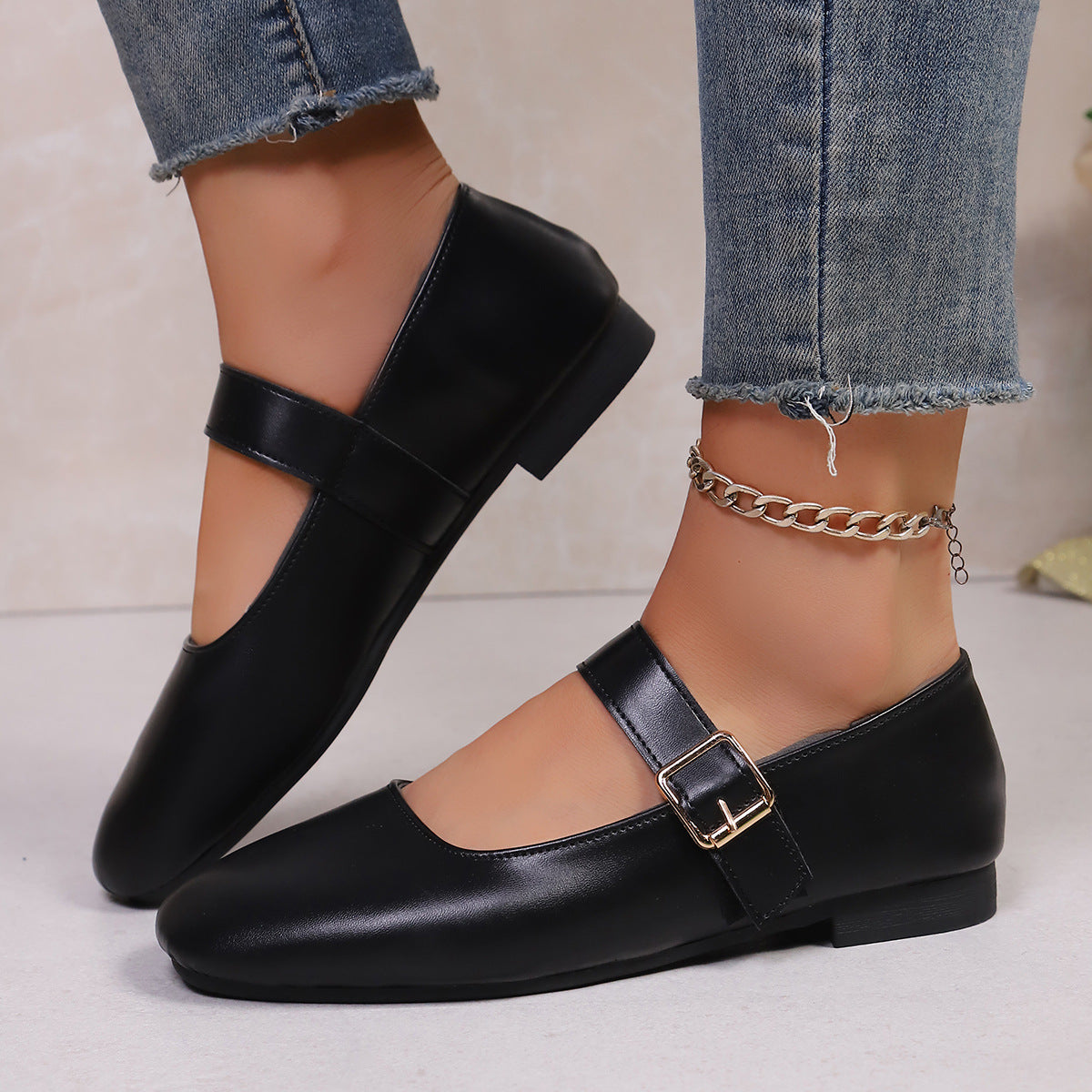 Women's Mary Jane Shoes with Adjustable Strap Buckle