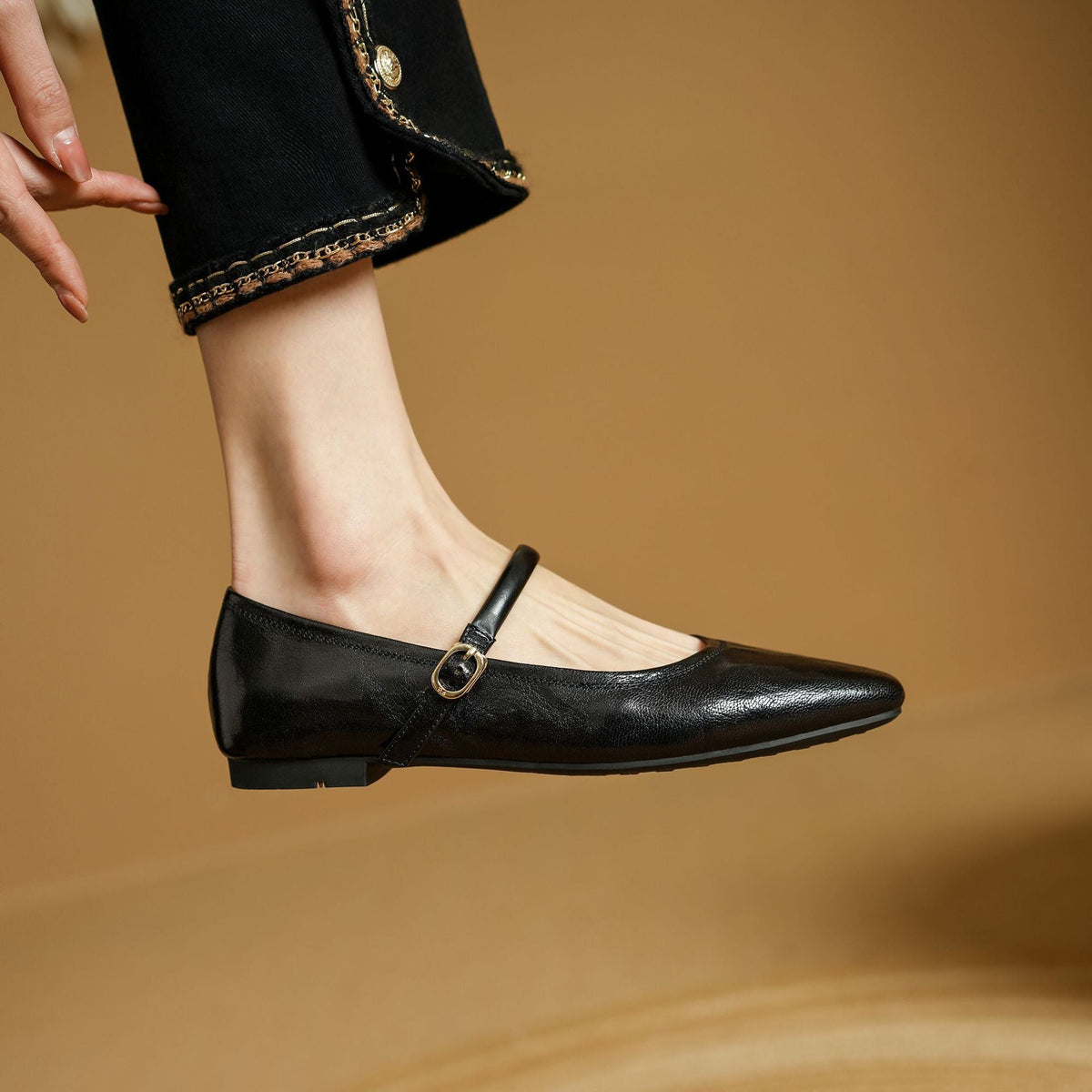 Islae Genuine Leather Flats