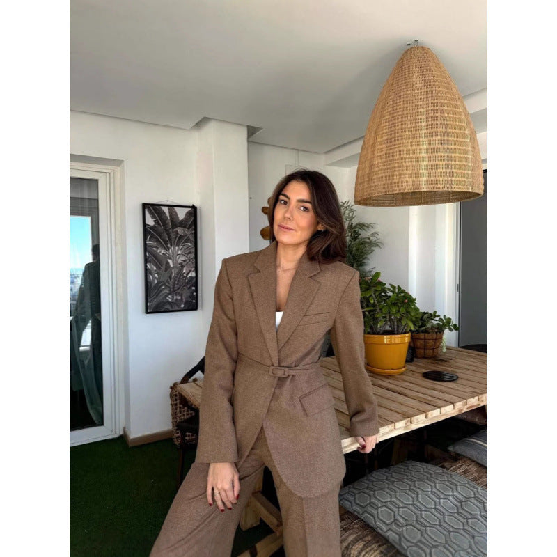 Women's Belted Blazer with Notched Lapels and Side Pockets