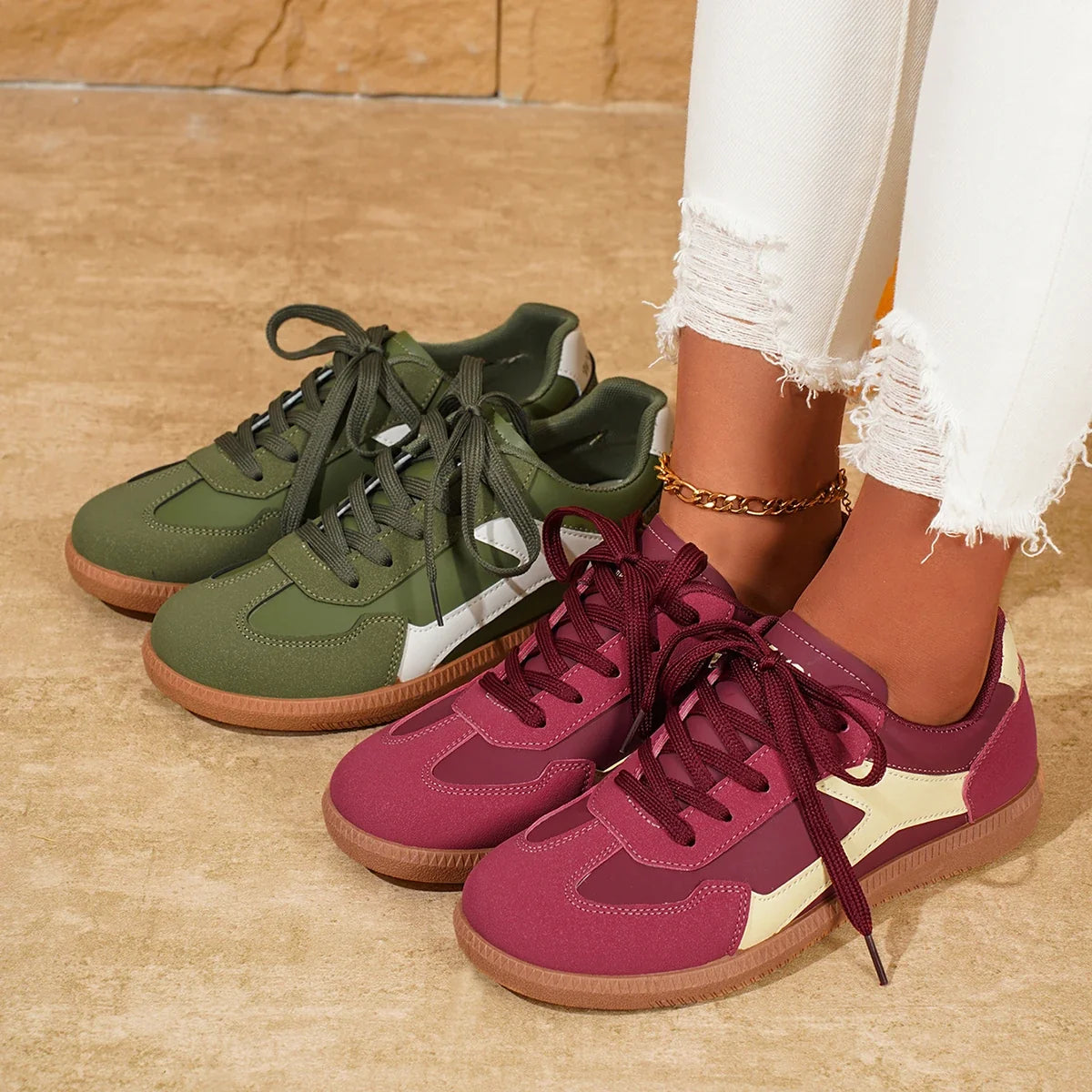 Vionni Sneakers