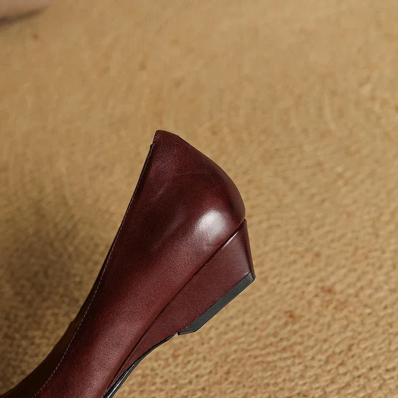 Zelith Genuine Leather Pumps