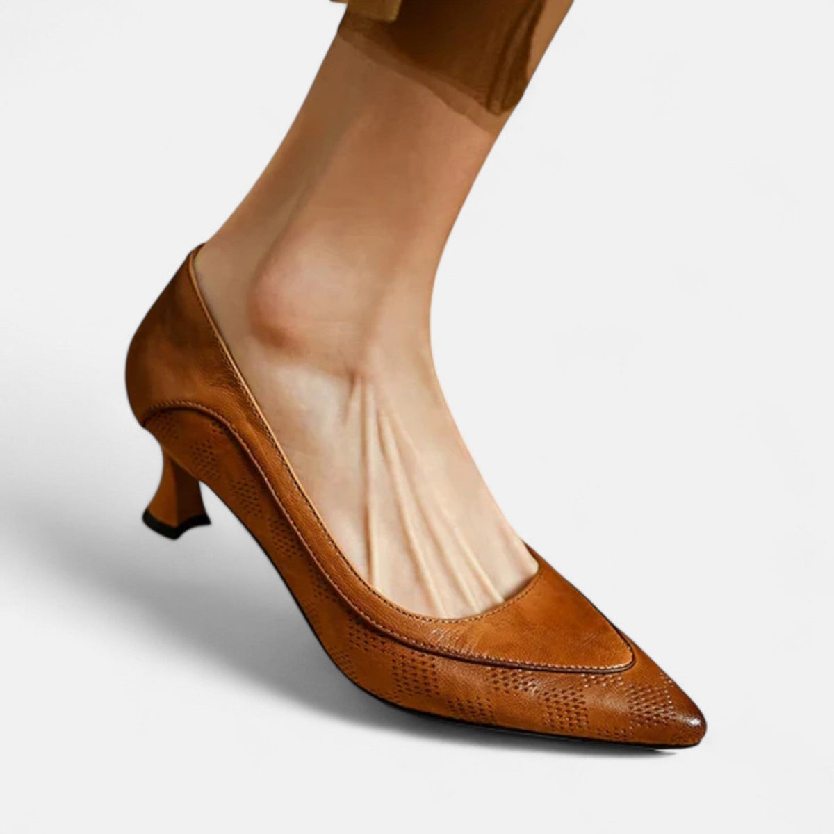 Women's Leather Heels with Embossed Texture and Cushioned Insole