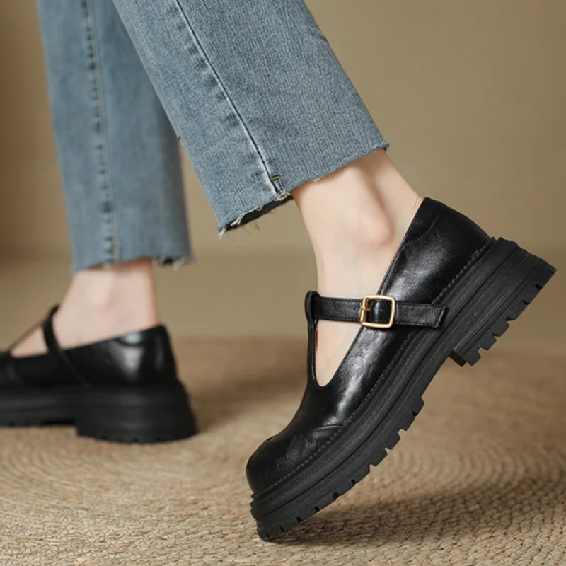 Women's T-Bar Mary Jane Shoes with Brogue Detail and Low Heel