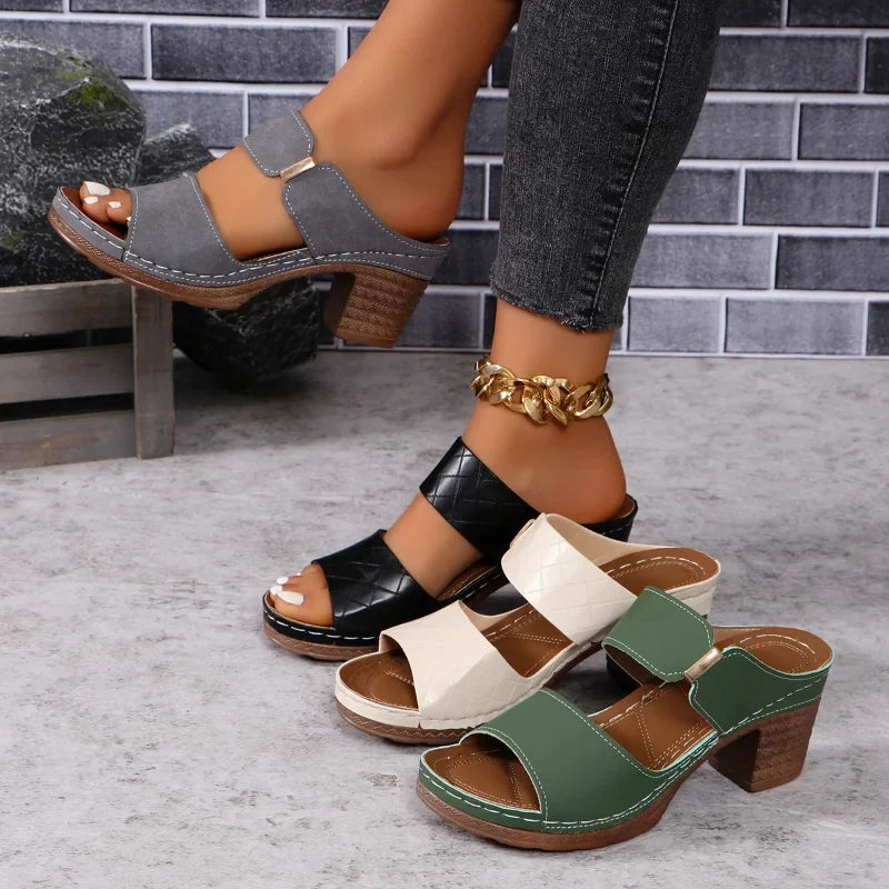 Women's Arch Support Block Heel Flat Sandals with Adjustable Straps and Cushioning