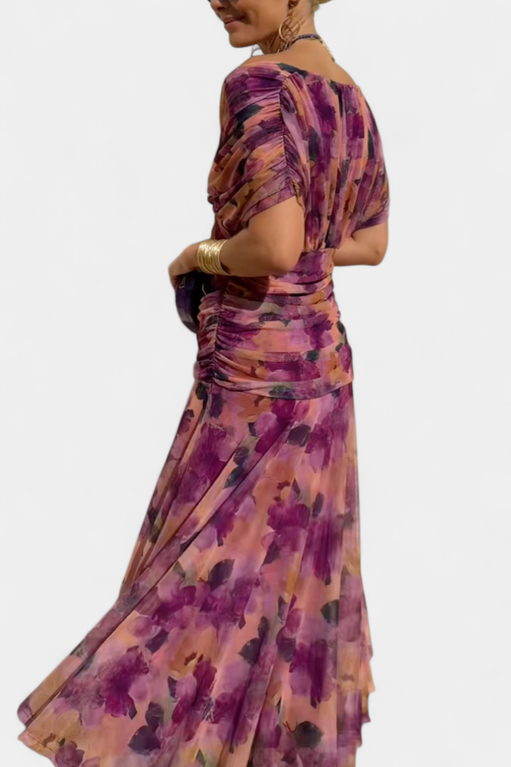 Women's Elegant Dress with V-Neckline and Pleated Waist