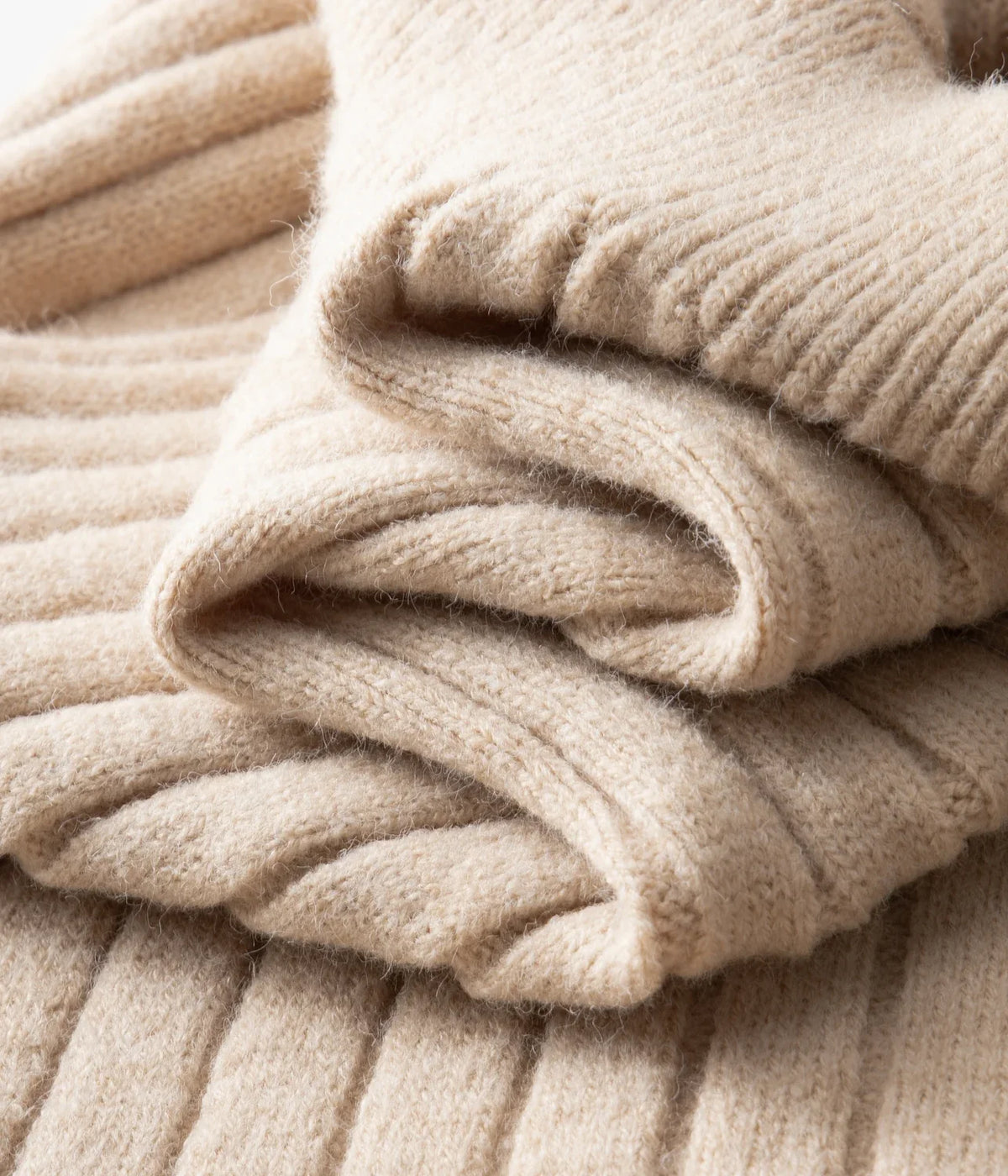 L'Artisan Wool Quarter Zip