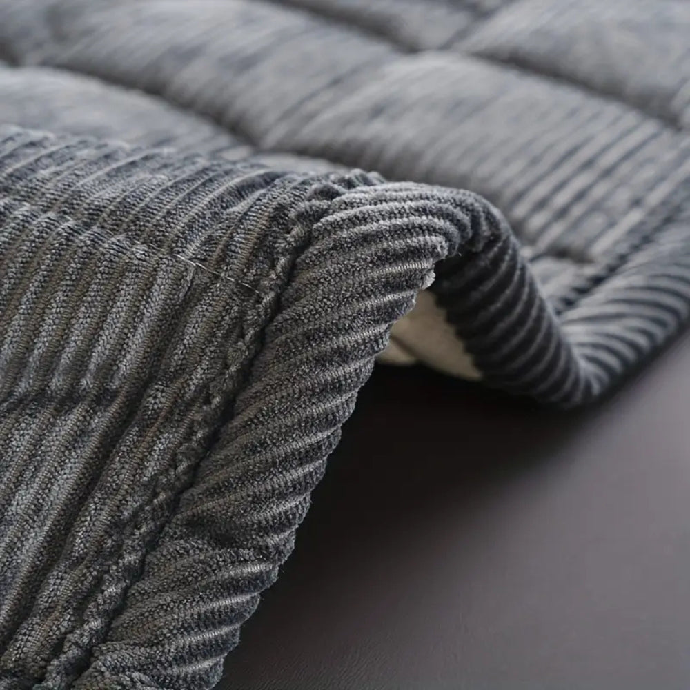 Washable Quilted Sofa Throw for Living Room Protection and Decor