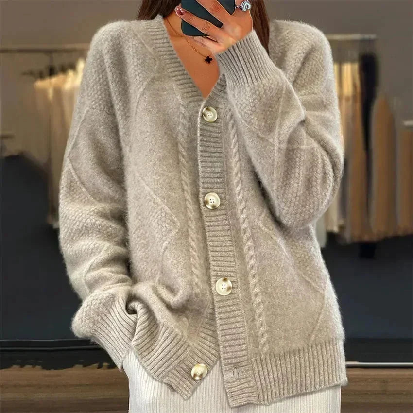 Women's Button Front V-Neck Diamond Knit Cardigan