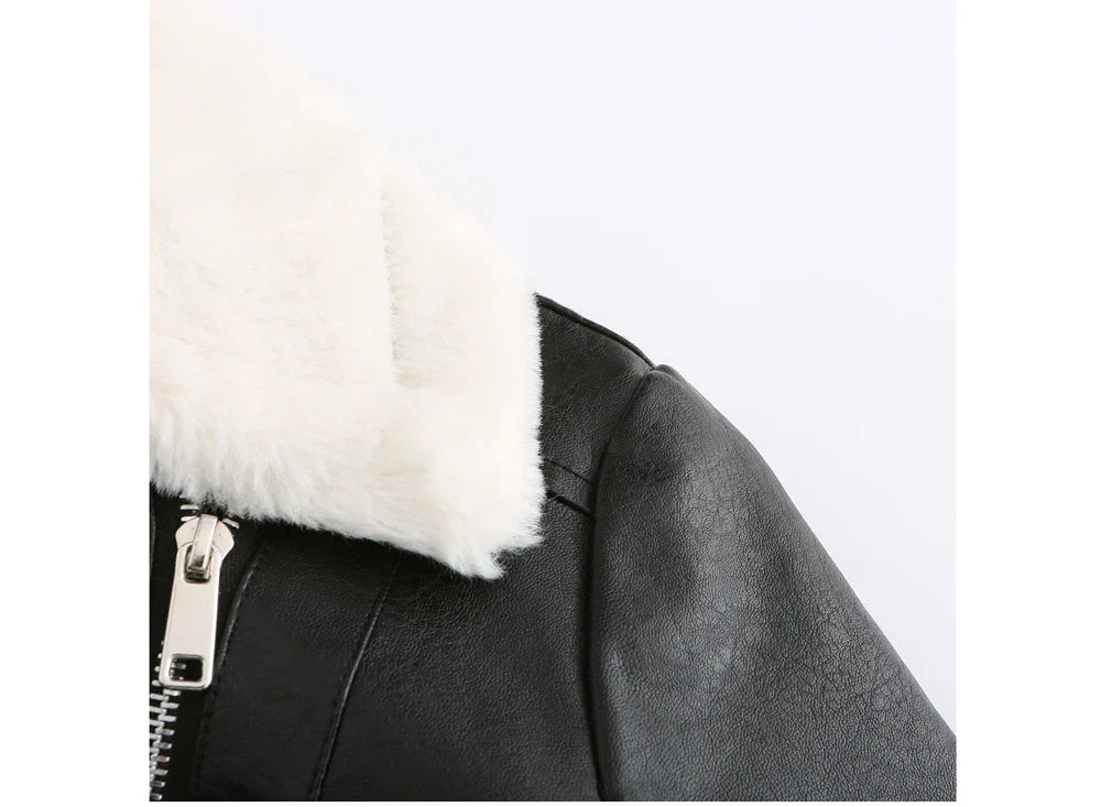 Women's Leather Jacket – Timeless Style and Durability.