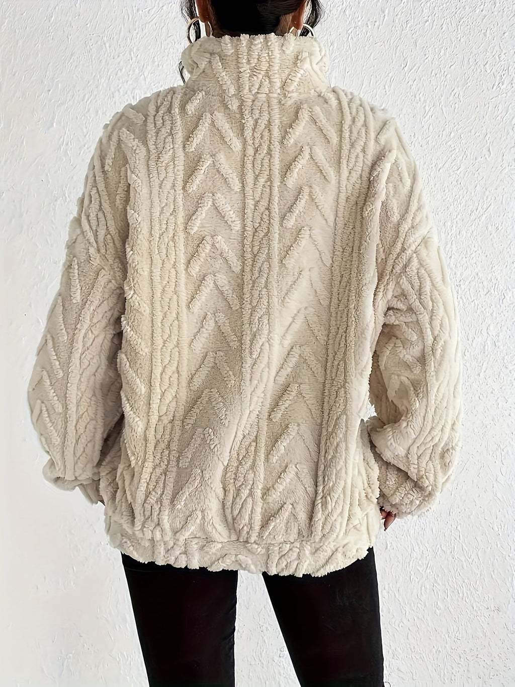 Women's Oversized Cable-Knit Composed Sweater