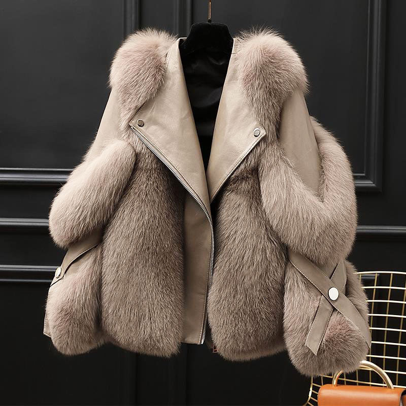 Women's Oversized Leather Jacket with Fur Collar and Zip Front