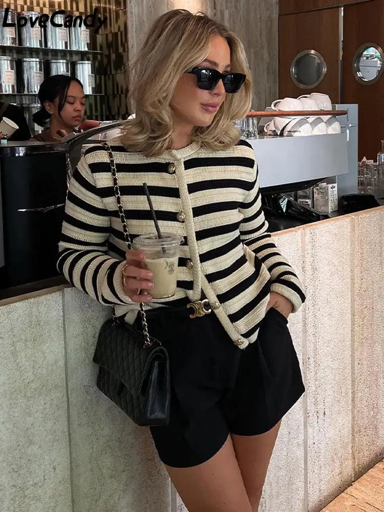 Women's Sleek Timeless Cardigan