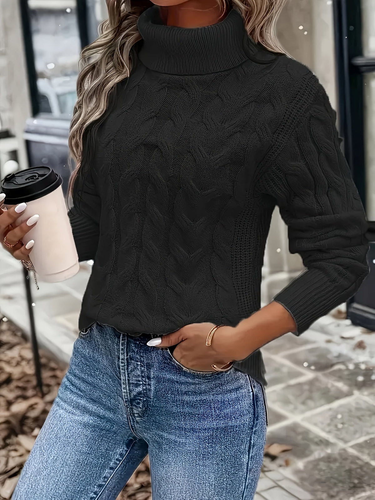 Women's Cable-Knit Turtleneck Sweater with Long Sleeves