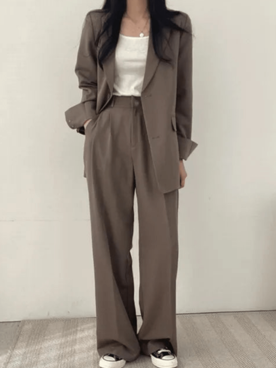 Women's Two-Piece Blazer Suit with Notched Lapel