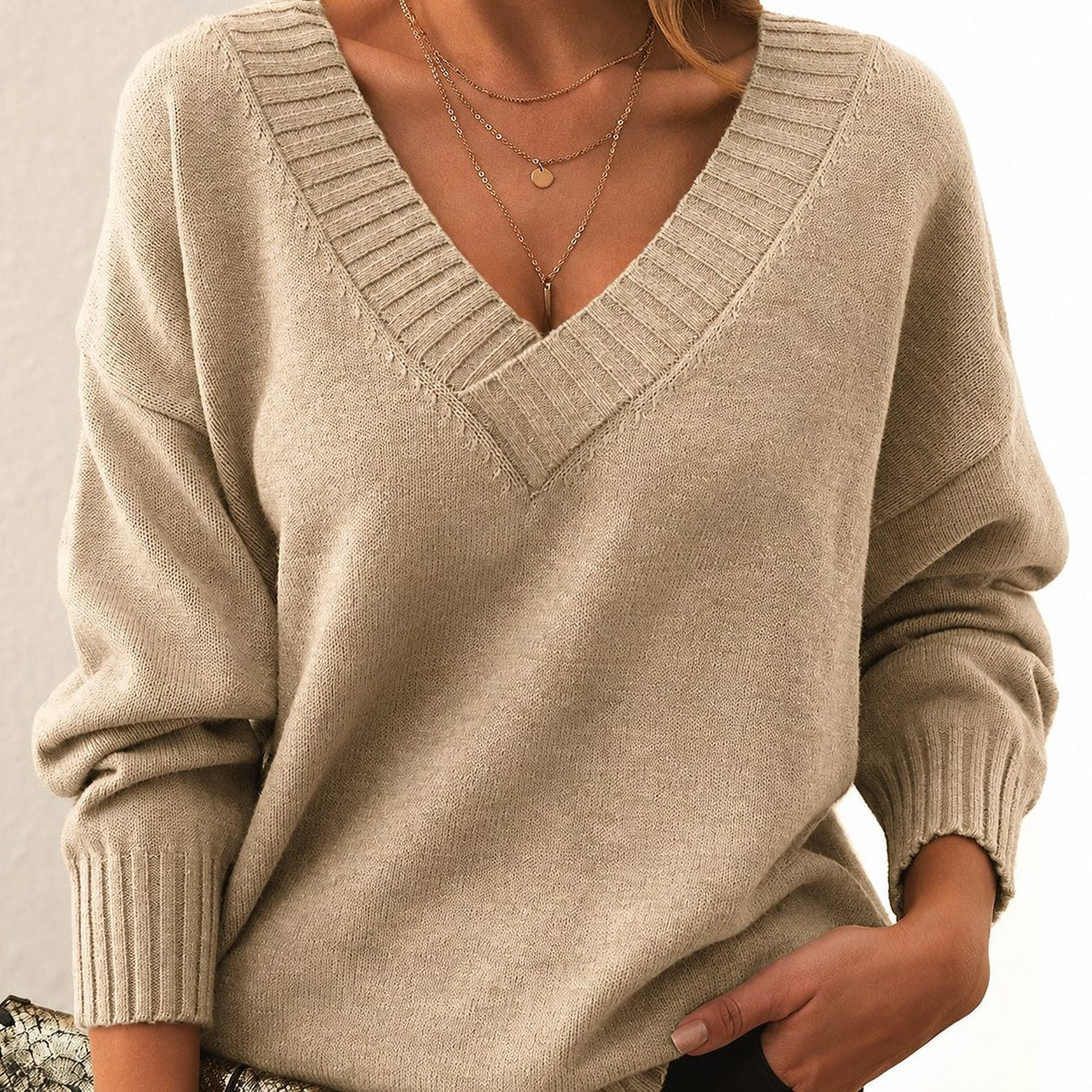 Adelina | Sweater with V-Neck and Ribbed Trim for Women