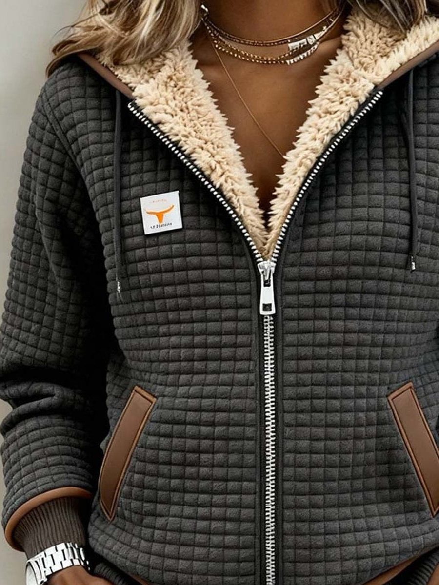 Aphrodite | Quilted Jacket with Hood and Sherpa Lining for Women